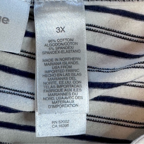 Liz Claiborne Woman Striped Knit Top | Size 3X | Navy & Ivory Long Sleeve - Picture 10 of 12